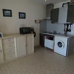 Appartement Sète, 1 pièce, 2 personnes - FR-1-472-135